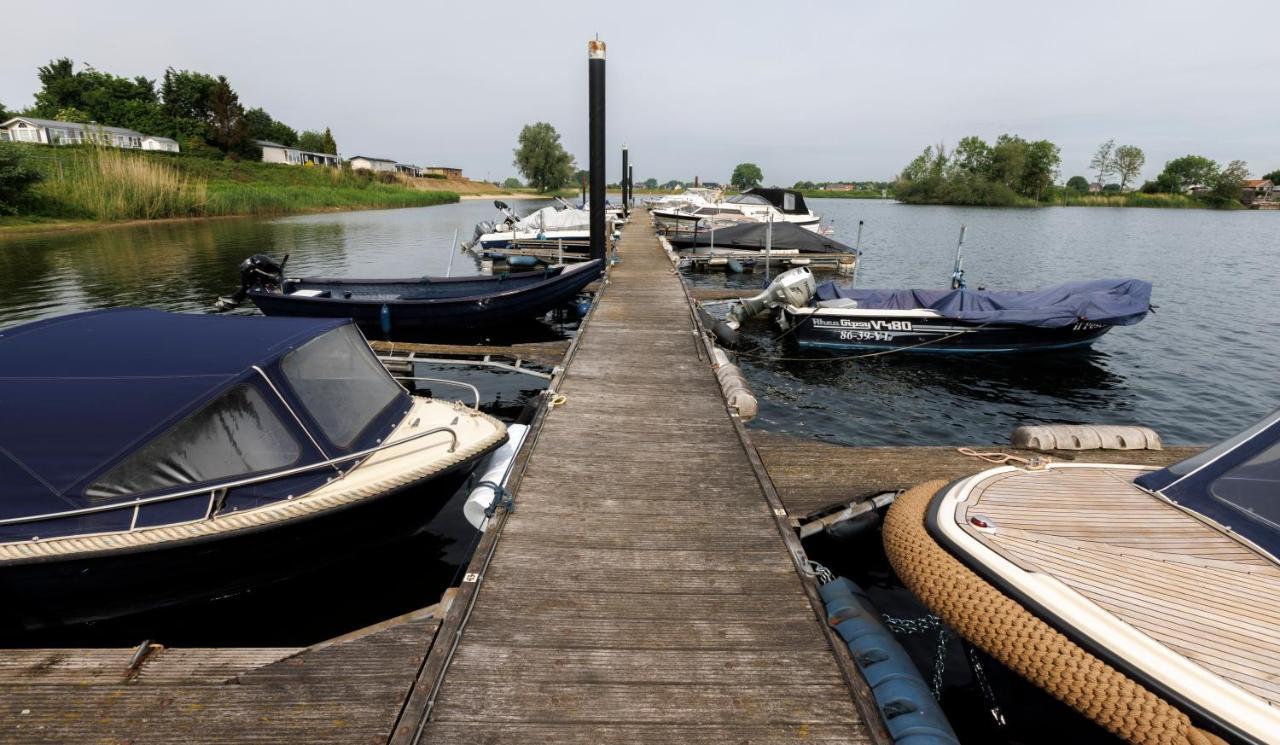 Вілла Cool Huisje Aan De Maas Andel Екстер'єр фото